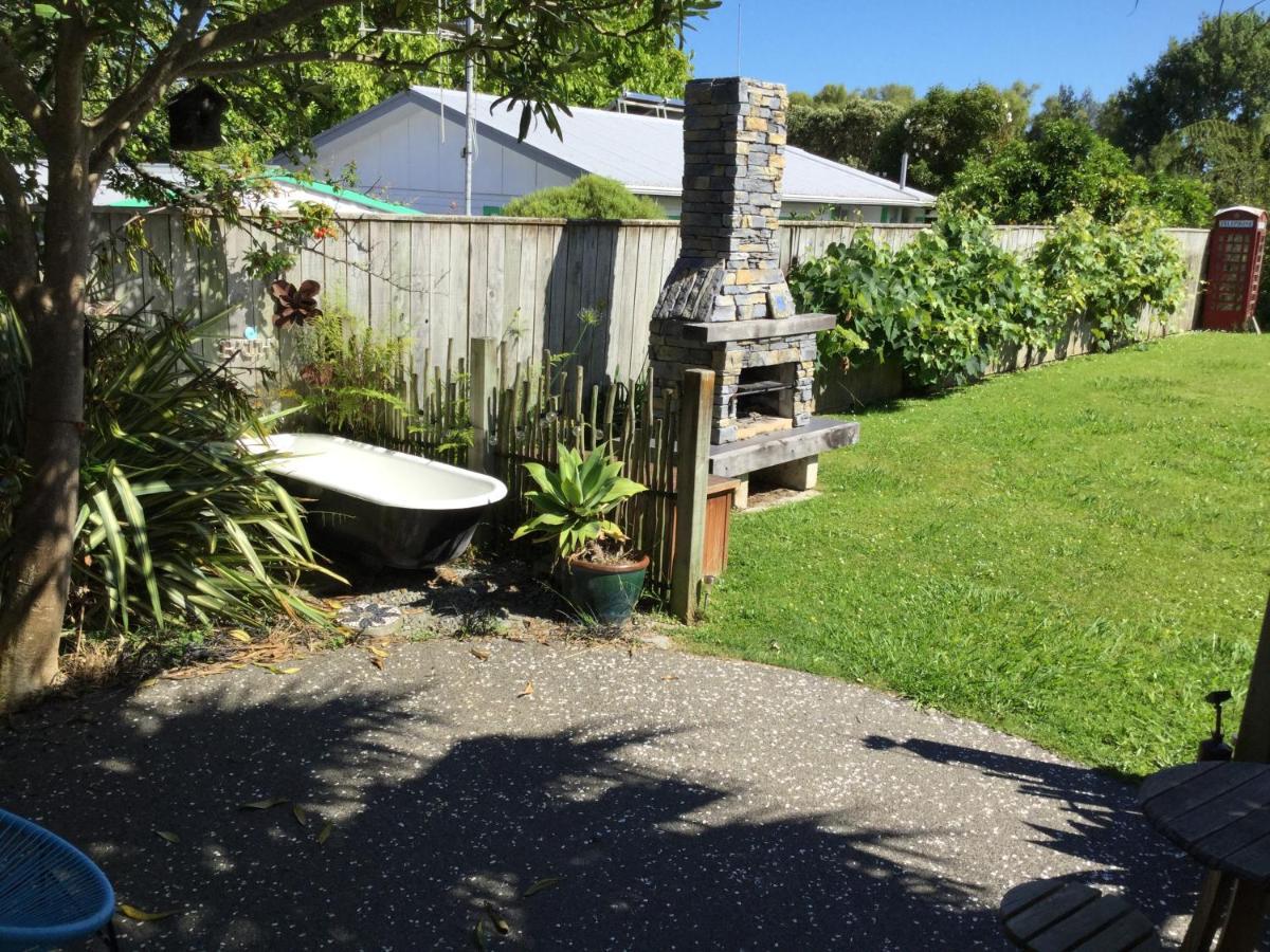 Sundari Retreat Bed & Breakfast Otaki Exterior foto